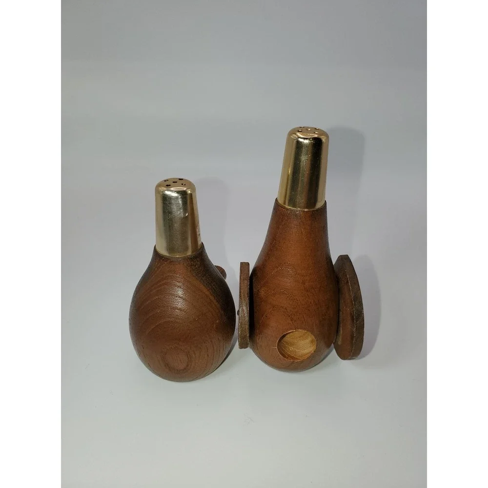 Vintage Mid Century Modern Wood Dachshund Salt and Pepper Shaker Set Brown Gold